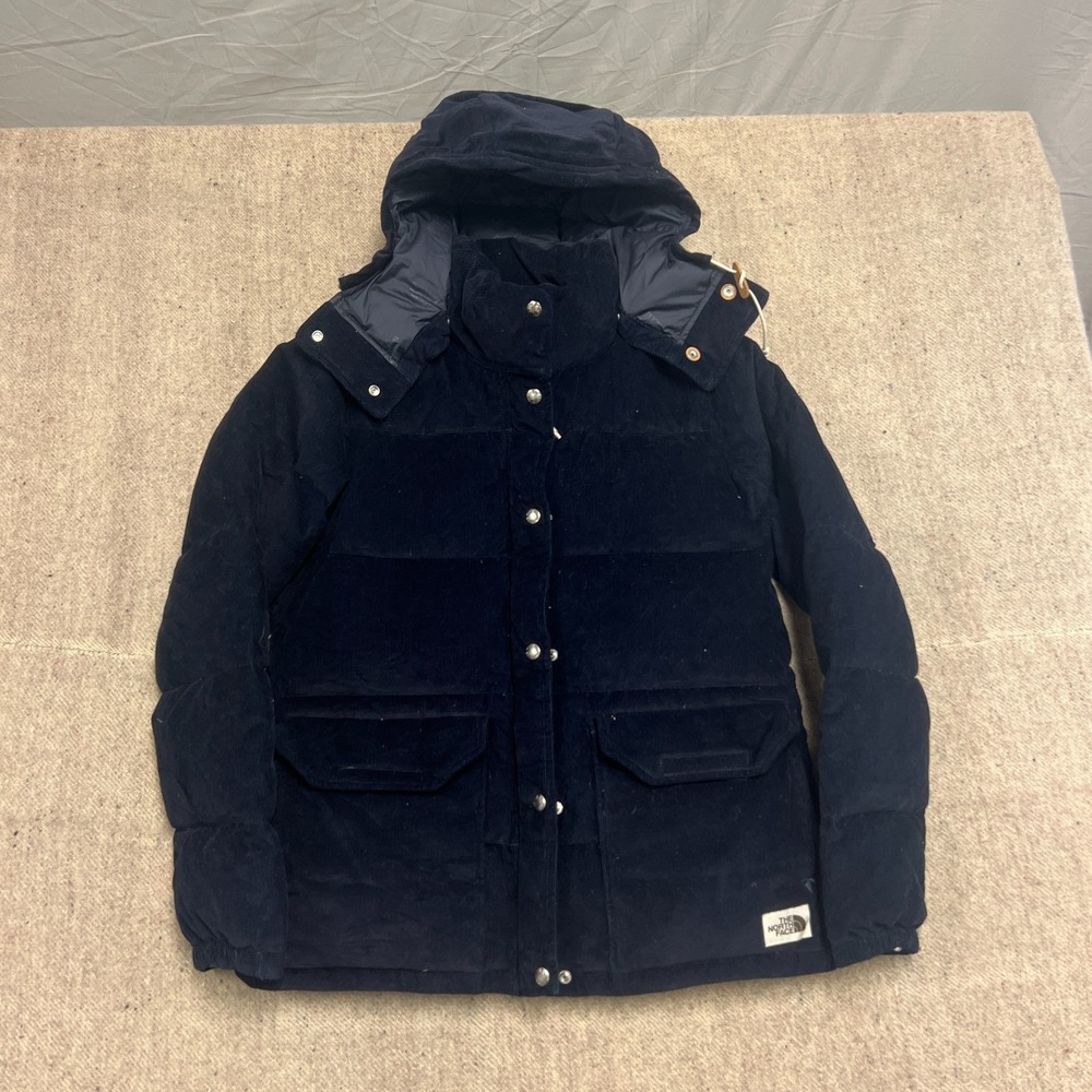 The North Face Out Sierra Down Corduroy Jacket Women's Small‎ Blue Puffer